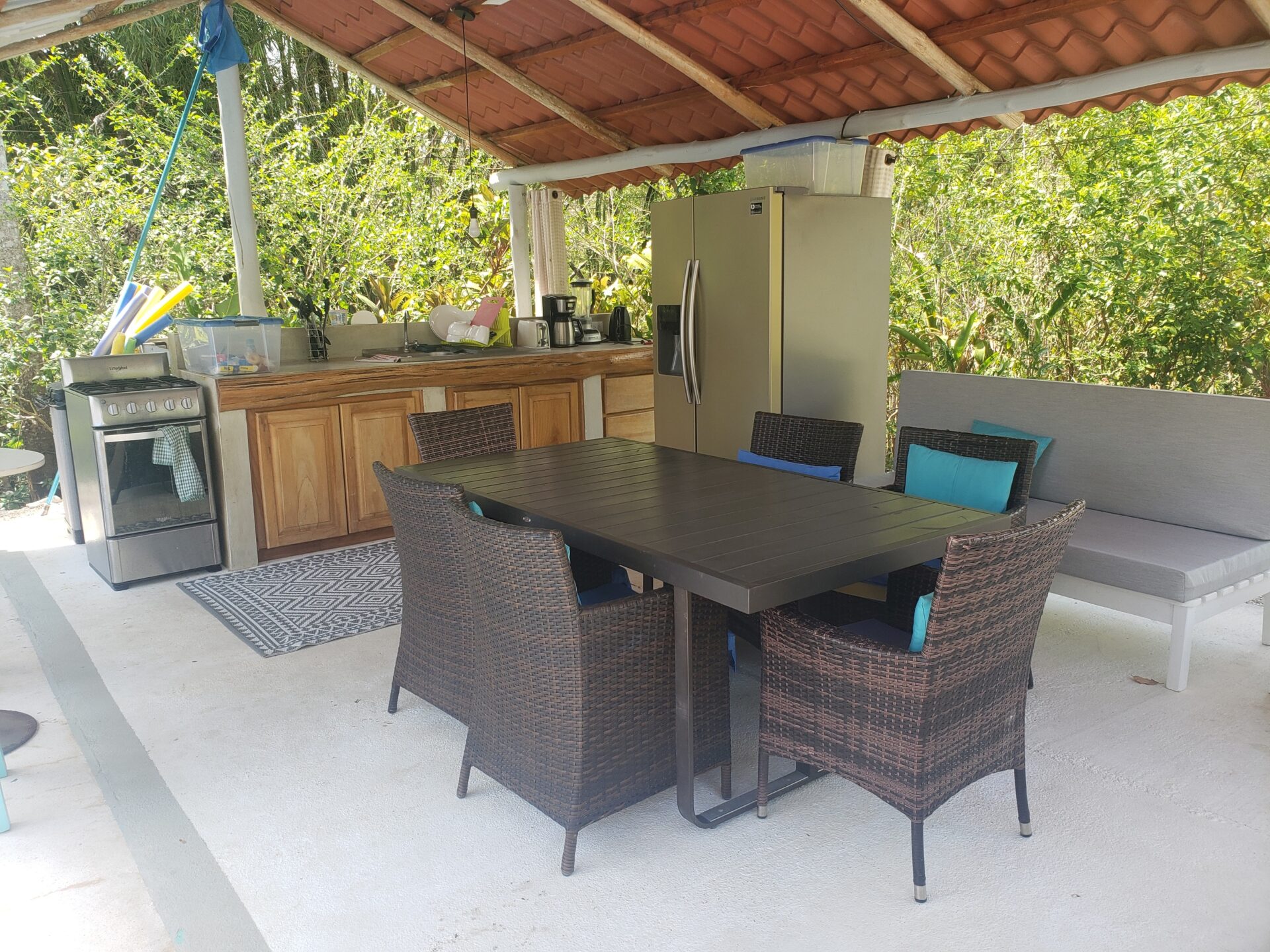 Outdoor Dining Area
